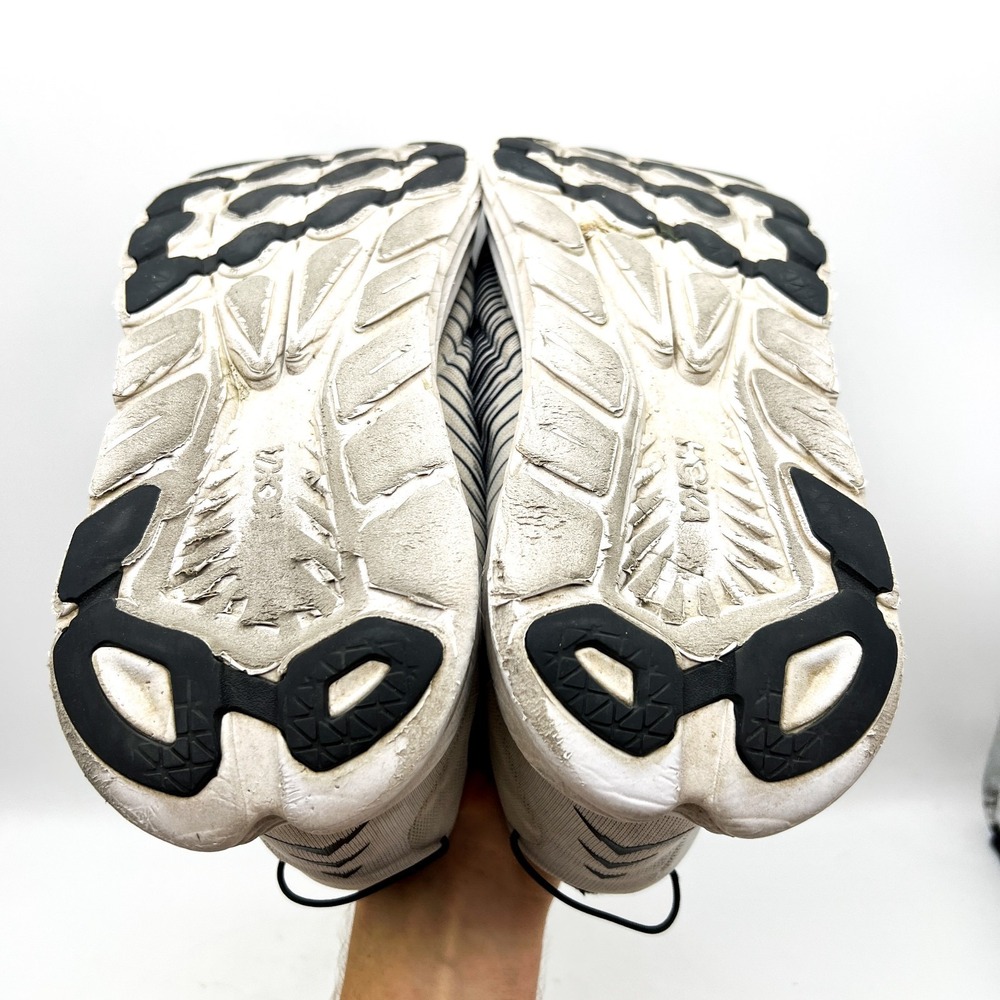 Hoka One One Mens 10.5D Running Shoes Rincon 3 Road Lace Up Low Top Sneaker - Picture 11 of 11
